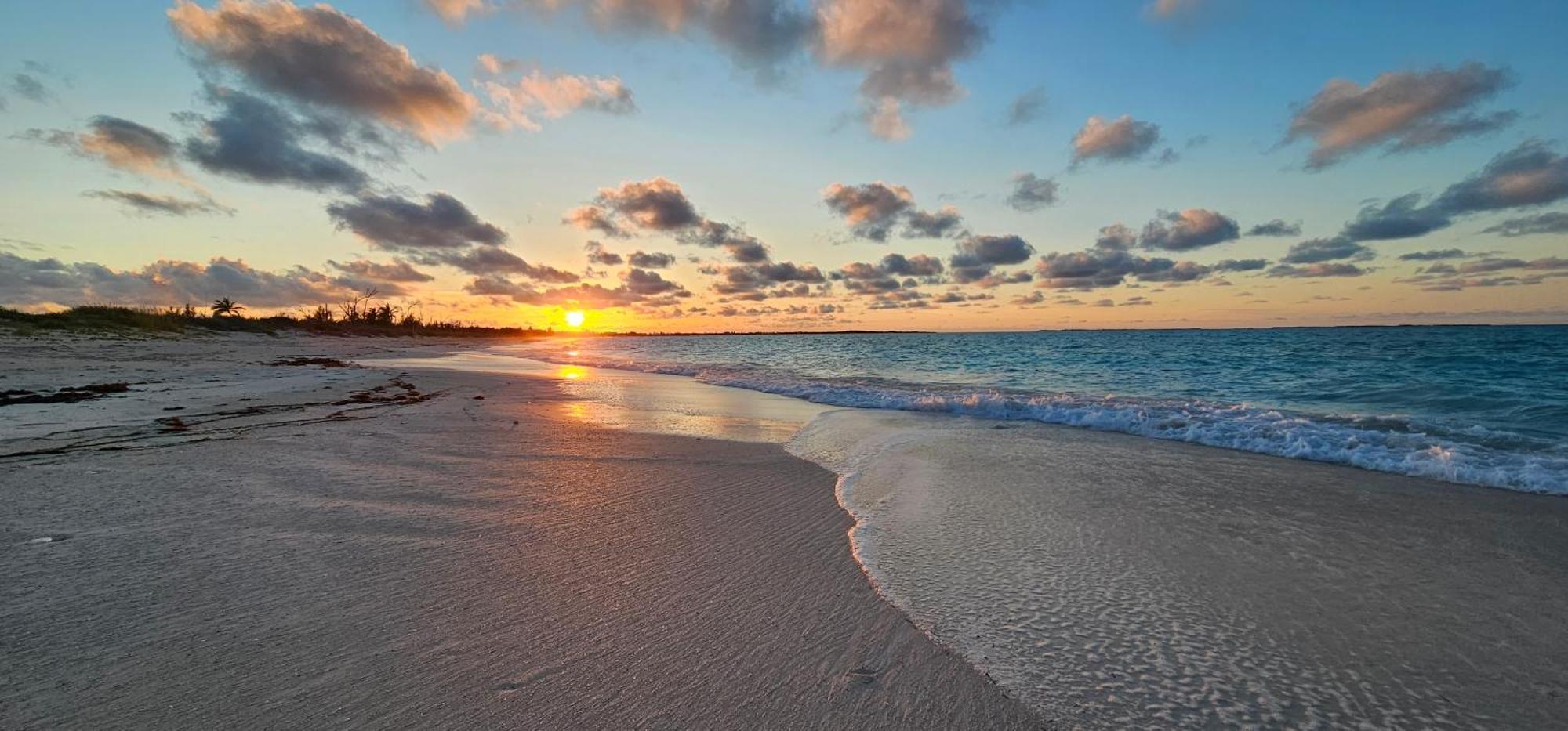 Luxury Beach Villa In Paradise. Treasure Cay Esterno foto